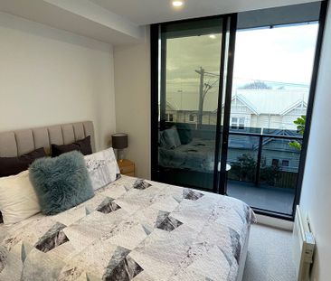 Luxe Apartment Living with City Views - Photo 5