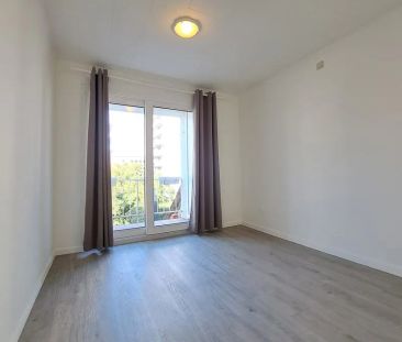 Knap gerenoveerd appartement te Genk centrum - Photo 4