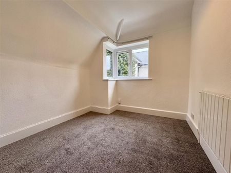 4 bedroom detached house to rent - Photo 5