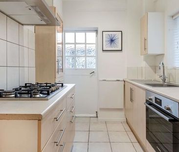 2 bedroom flat to rent - Photo 6