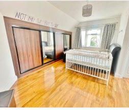 5 bedroom detached house to rent - Photo 4