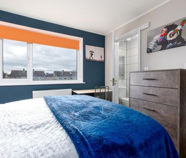 1 bedroom in a house share to rent - Photo 4