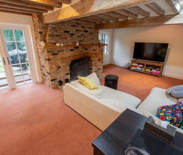 5 bedroom house to rent - Photo 2