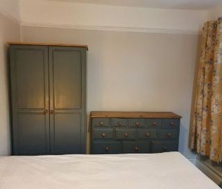 5 bedroom house, 1 en-suite - Photo 2