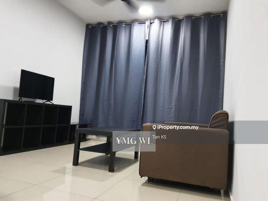 Gravit8, Klang, Kota Bayuemas, Klang - Photo 1
