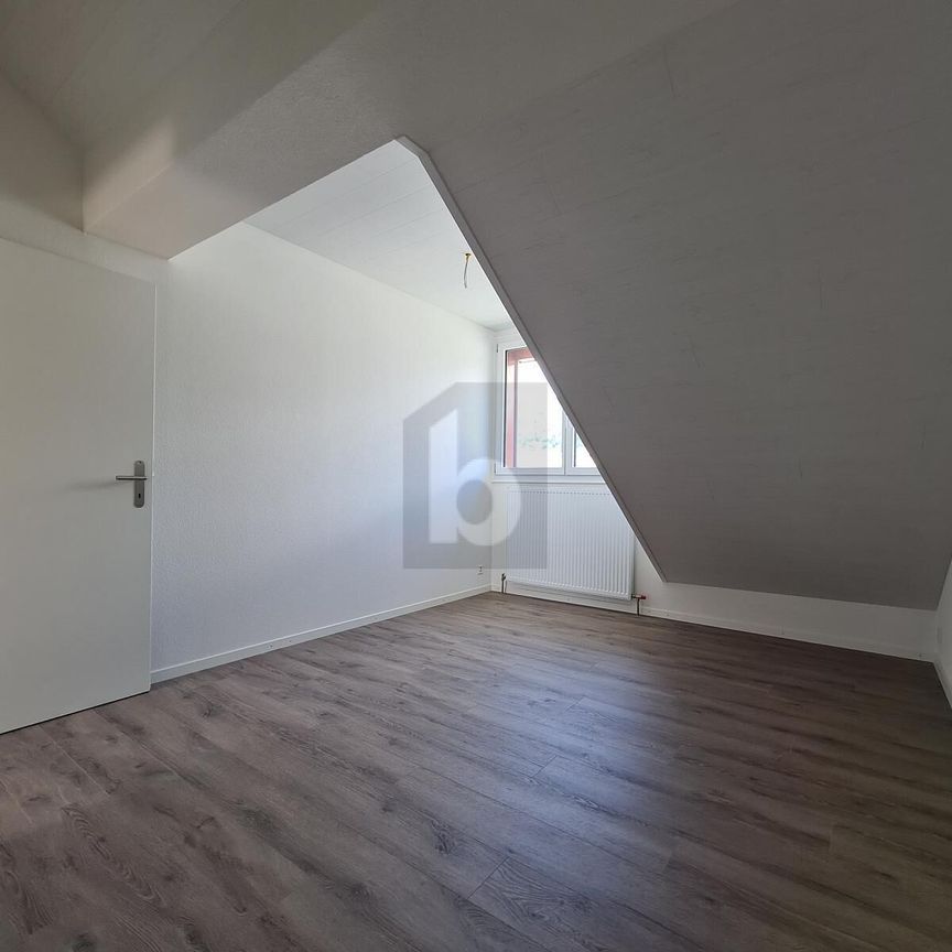 BEAU CACHET LUMINEUX ET SPACIEUX - Foto 1