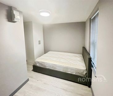 1 bedroom property to rent - Photo 1