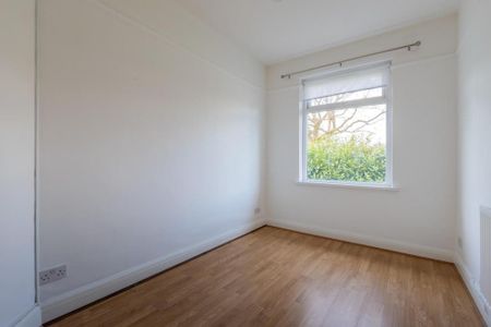 2 bedroom detached bungalow to rent - Photo 4