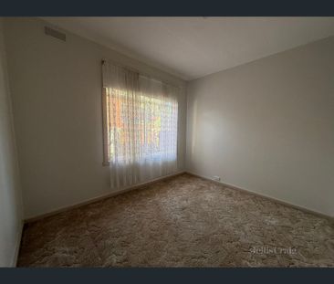 53 Whitelaw Street, Reservoir, Vic 3073 - Photo 3