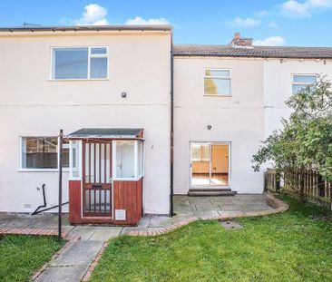 3 bedroom semi-detached house to rent - Photo 4