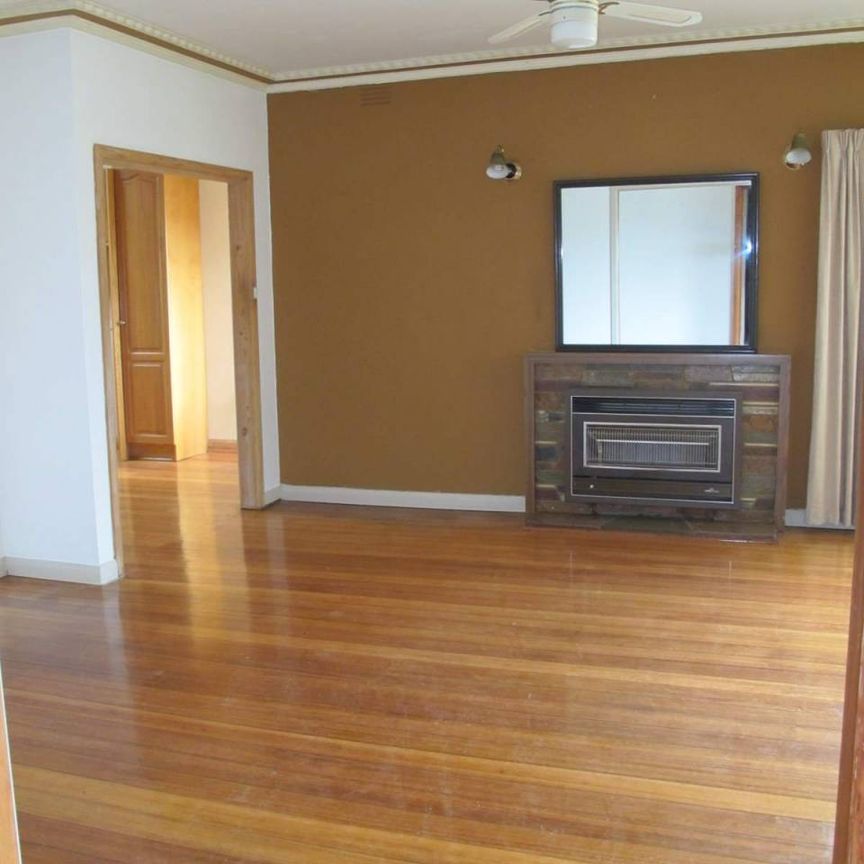 The Perfect Family Home & Entertainer - Photo 1