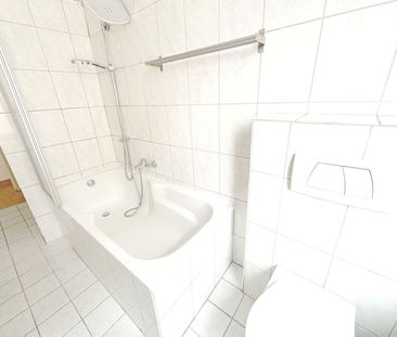 Trier: Charmante Altbauwohnung mit Flügeltür und hohen Decken - Foto 4