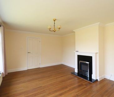 3 bedroom detached bungalow to rent - Photo 1