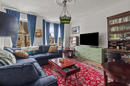 Victoria Street - Photo 2