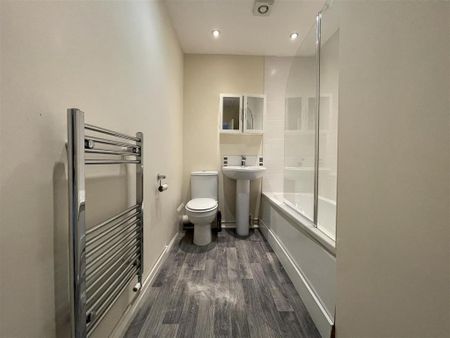 2 bedroom apartment to rent - Photo 5