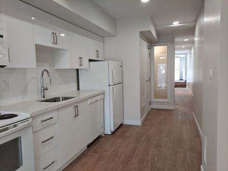 For Lease - 119 Coxwell Avenue Unit# Lower, Toronto, Ontario - Photo 2
