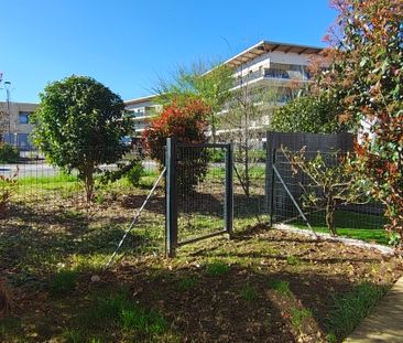 Location Maison 3 pièces 60m² CORNEBARRIEU 31700 - Photo 2