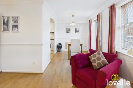 2 bedroom flat to rent - Photo 3