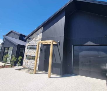 Hanley's Farm, Jacks Point, Queenstown - Photo 2