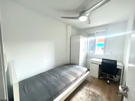 Avenida de las Vascongadas, Getafe, Community of Madrid 28903 - Photo 4