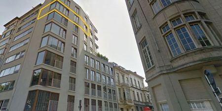 Appartement te huur in Antwerpen voor € 1.080 met 2 slaapkamers - Photo 4