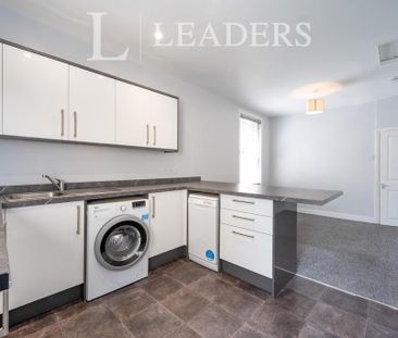 2 bedroom flat to rent - Photo 6