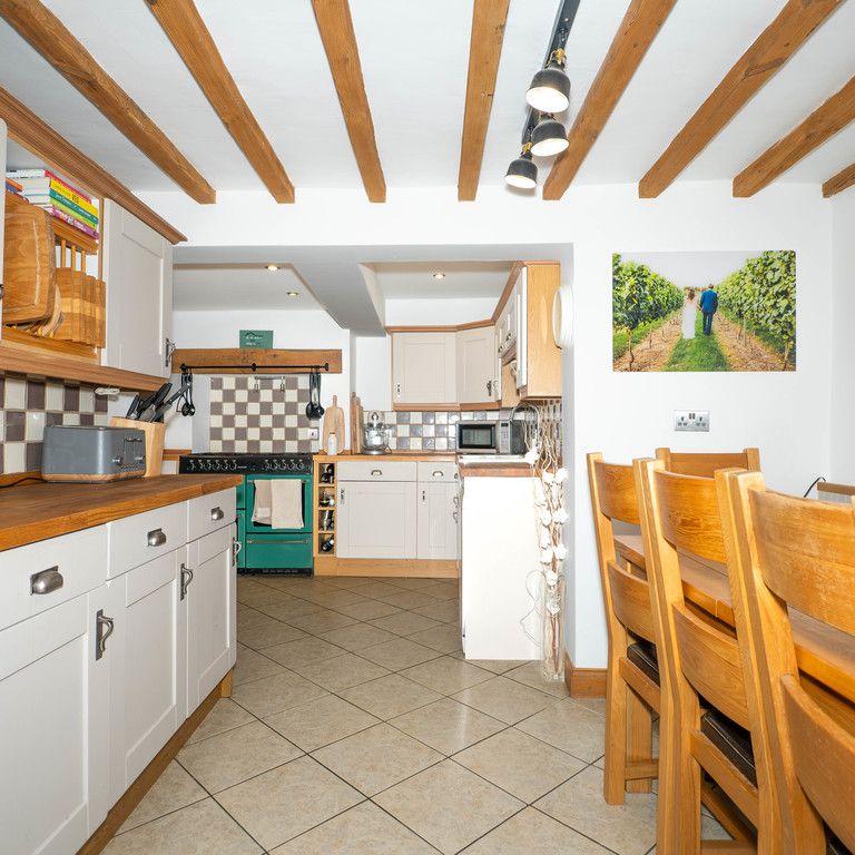 2 bedroom cottage to let - Photo 1