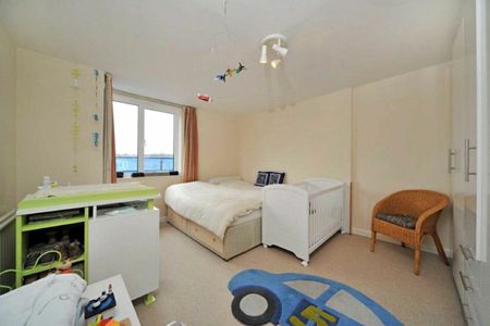 Adamson Road, Belsize Park, NW3 - Photo 2