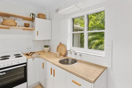 Light-Filled Apartment Moments from Avalon Beach - Photo 2