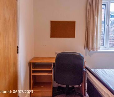 18 Siward Street - Photo 6