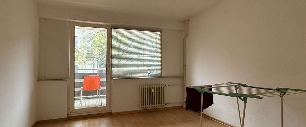 KREFELD-CITY - SCHÖNE 2-ZIMMERWOHNUNG MIT BALKON & AUFZUG - Foto 1