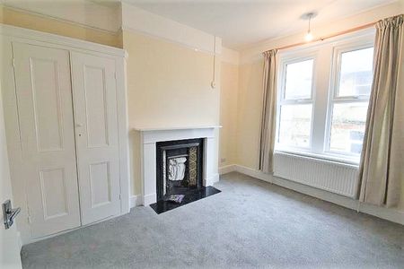 Moatcroft Road, Eastbourne, BN21 1NL - Photo 3