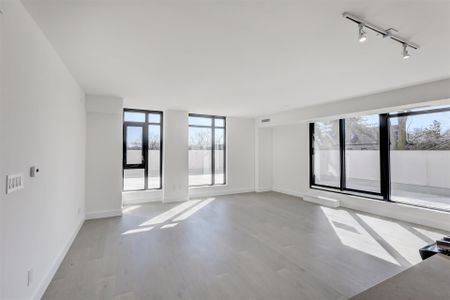 For Lease - 160 Kingsway Crescent Unit# 202, Toronto, Ontario - Photo 3