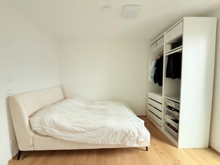 gut geschnittene 2-Zimmer Wohnung in Traumlage mit en—suite Badezimmer! ab 01.04. - Foto 3