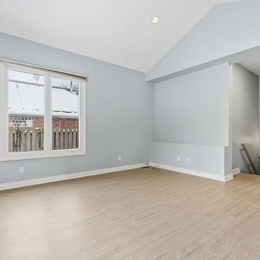 For Lease - 465 Boler Road, London South, Ontario - Photo 1