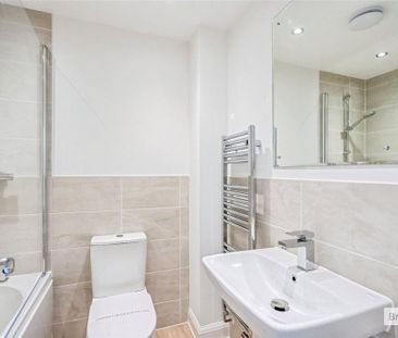 3 bedroom terraced house to rent - Photo 6