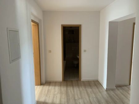 Frisch Sanierte 3 Raumwohnung - Foto 2