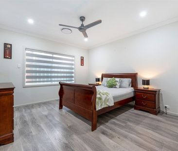 Large family home with room to move! - Photo 4