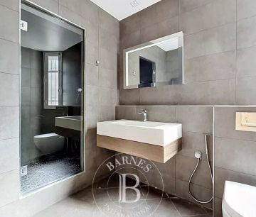 Appartement • Chaillot - Photo 2