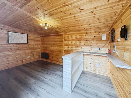 3 bedroom detached house to rent - Photo 5