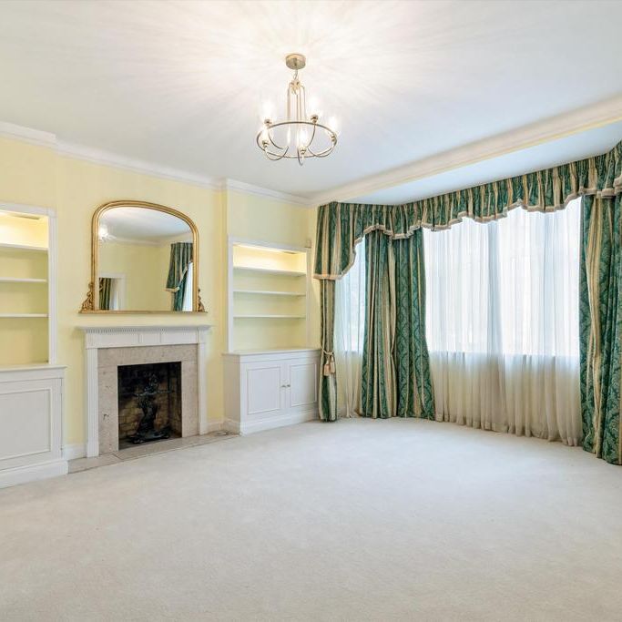3 bedroom flat to rent - Photo 1