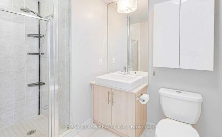 55 Bremner Boulevard #3301 - Photo 3
