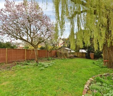 Beautifully presented cottage in lovely village - Photo 6