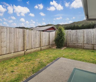 Modern Three-bedroom Home - Photo 1