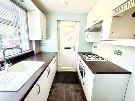 Manvers Road, Swallownest, Sheffield, ... - Photo 1