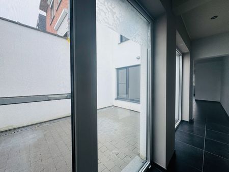 2 slaapkamerappartement met inpandige garage - Foto 3