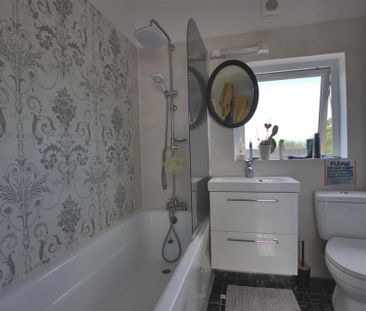 1 bedroom house to rent - Photo 2
