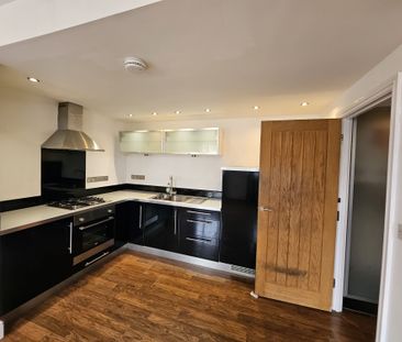 Town Centre, BA20 1RF, Yeovil - Photo 2