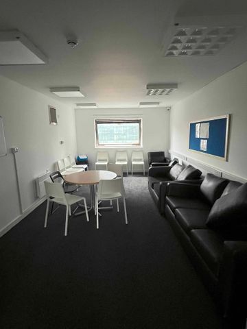 Double Partly Accessible Studio - Photo 2