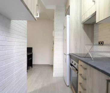 Bright room with single bed for rent in Getafe - Photo 6